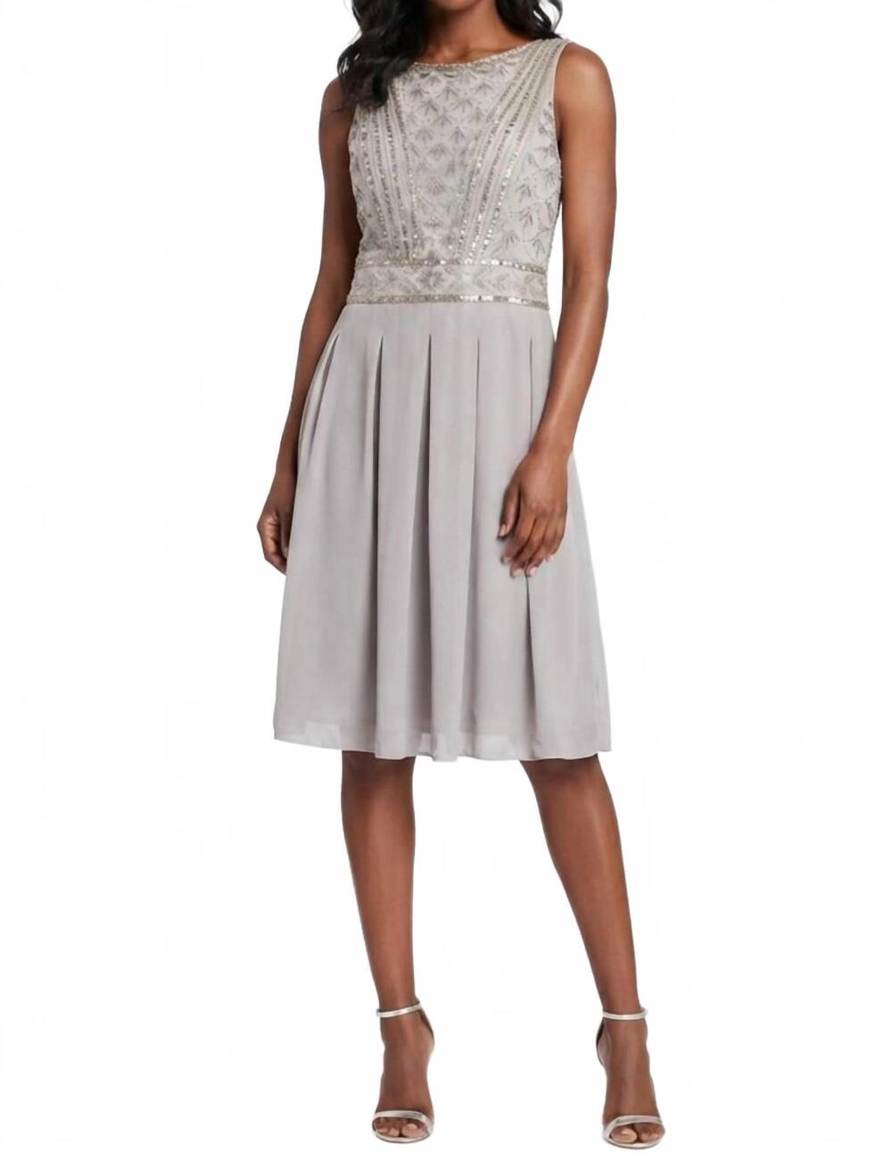NEW SUE WONG sleeveless beaded bodice pleated dress in platinum